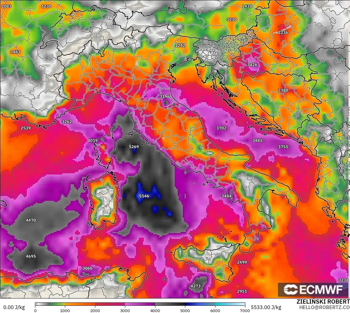 ECMWF IFS 0.25° modelo - Italia, CAPE