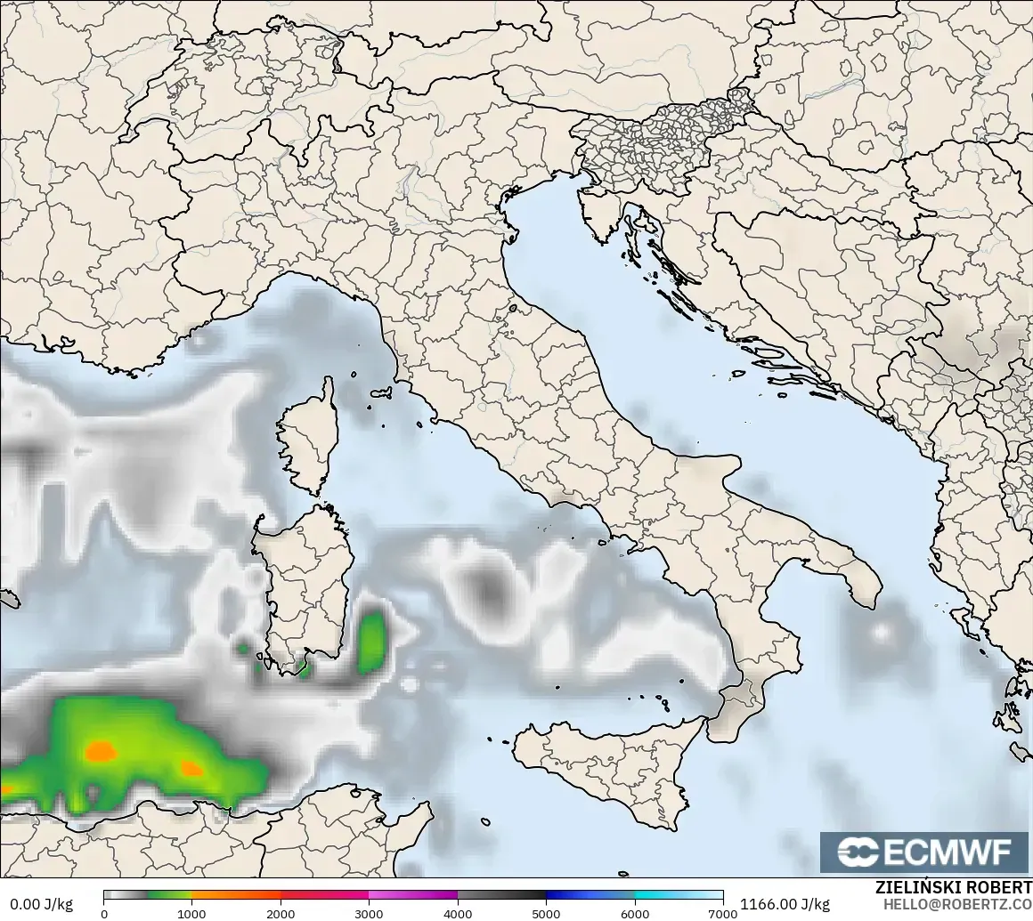 ECMWF IFS 0.25° modelo - Italia, CAPE
