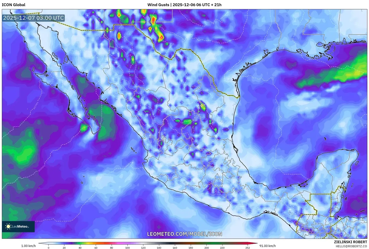 Golpes de Viento Fuertes Superiores a 100 km/h en la Costa del Pacífico – Pronóstico del Frente Frío en México