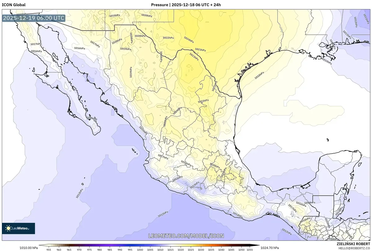 Sistema de Alta Presión sobre México – Pronóstico de Cielos Despejados 2025-12-18