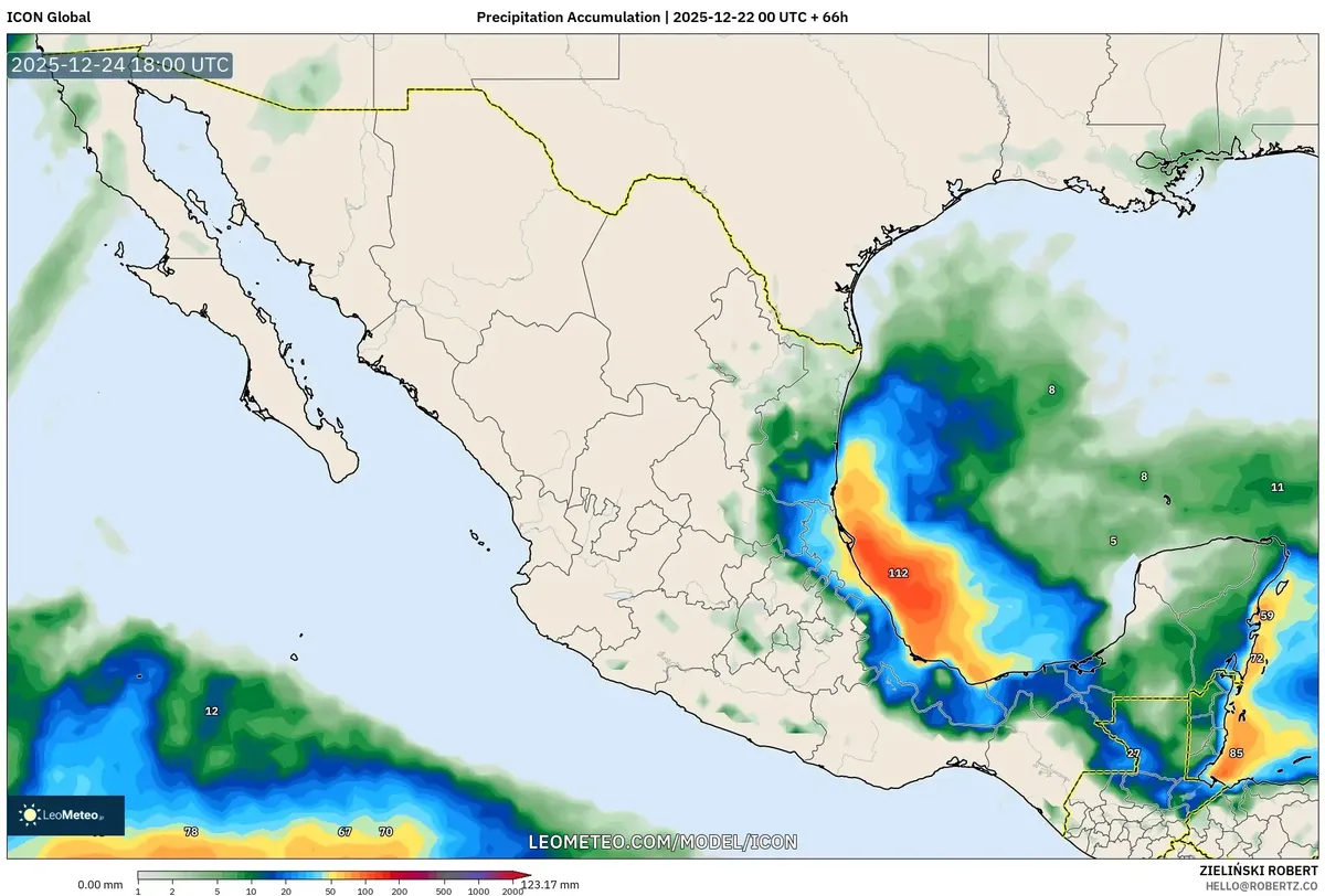 2025-12-22 Alerta de Lluvias Intensas – Tormenta Tropical en la víspera de Navidad causando inundaciones en Yucatán, México