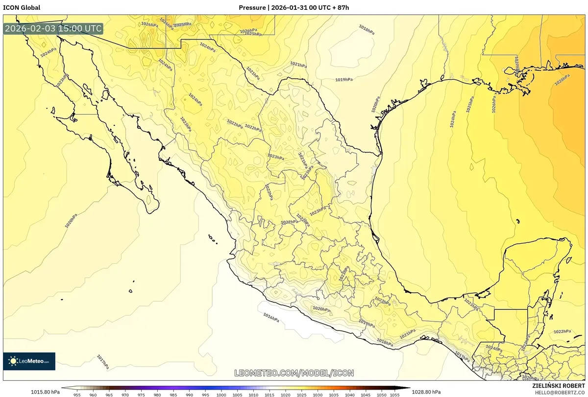 Sistema de alta presión sobre el centro de México el 3 de febrero de 2026