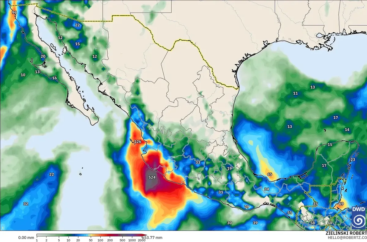 Lluvia de hasta 165 mm por día, con un núcleo de lluvia extrema (≥ 100 mm) en México, martes 13 de octubre de 2026. Modelo ICON