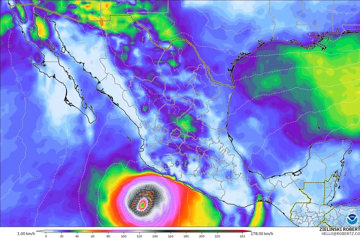 Ráfagas de hasta 143 km/h, con un núcleo de fuerza de tifón (≥ 118 km/h) cerca de México, domingo 25 de octubre de 2026. Modelo GFS