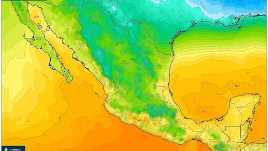 Ola de calor abrasadora de 28 °C golpea Cancún el 15 de diciembre de 2025